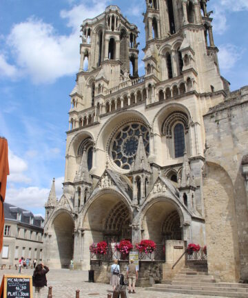 Laon Tour