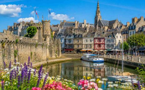 Visit Vannes with a private guide